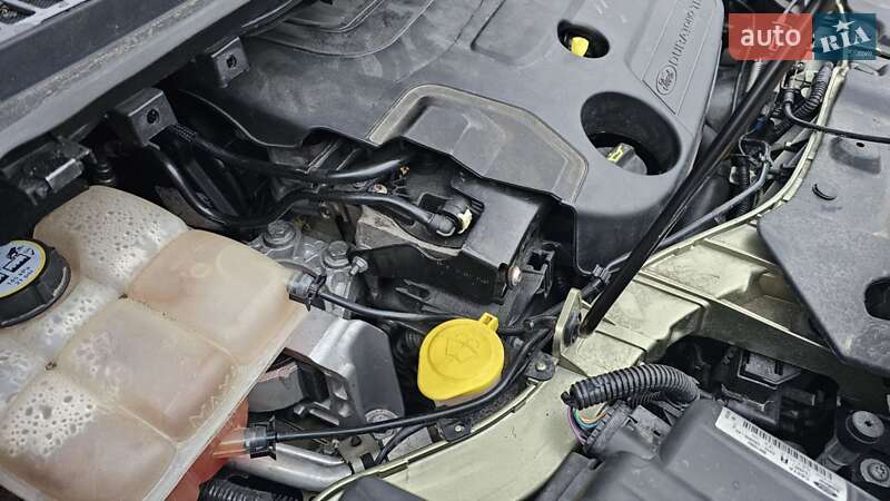 Позашляховик / Кросовер Ford Kuga 2013 в Чернігові