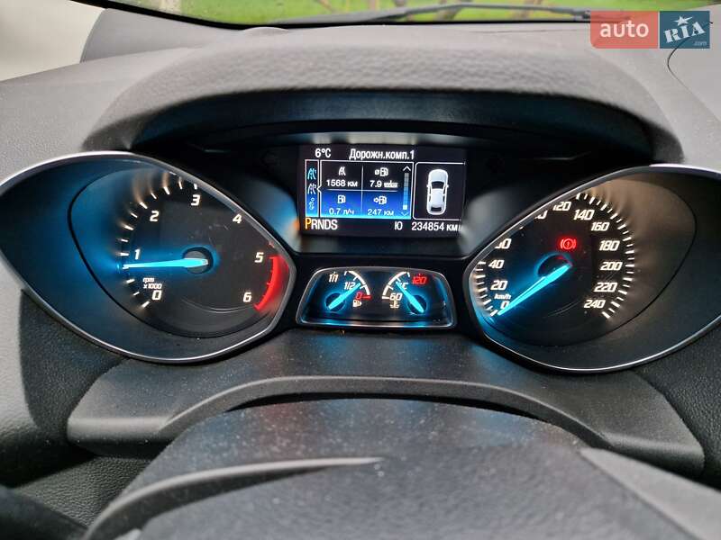 Позашляховик / Кросовер Ford Kuga 2016 в Києві фото 7 Позашляховик / Кросовер Ford Kuga 2016 в Києві