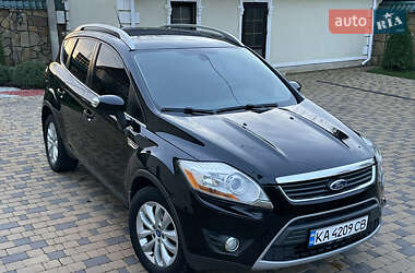 Позашляховик / Кросовер Ford Kuga 2011 в Могилів-Подільському