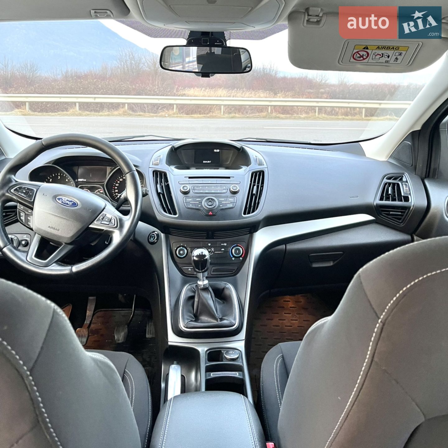 2017 Ford Kuga - мініатюра 15