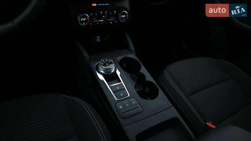 Внедорожник / Кроссовер Ford Kuga 2020 в Киеве фото 24 Внедорожник / Кроссовер Ford Kuga 2020 в Киеве