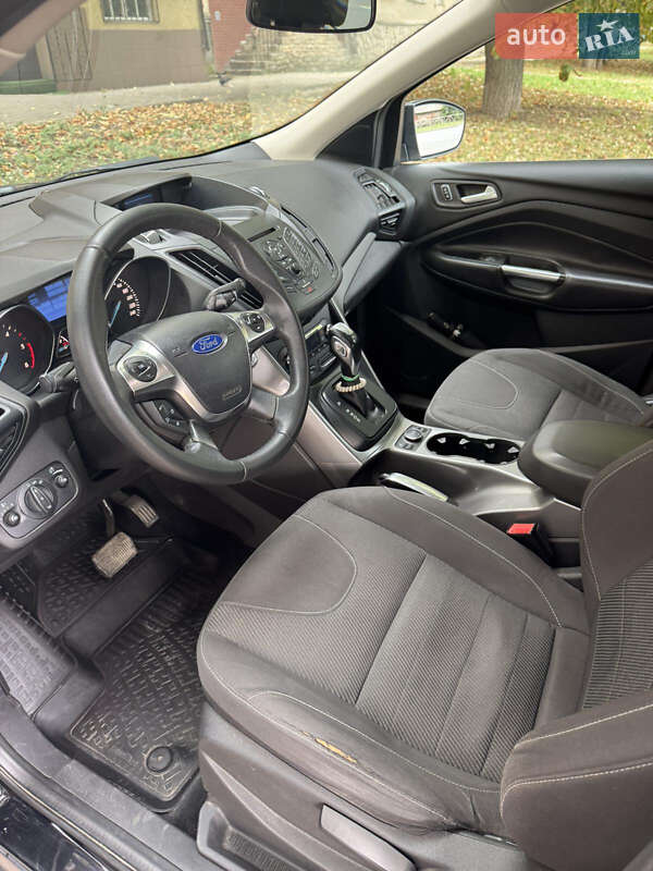 Внедорожник / Кроссовер Ford Kuga 2013 в Каменец-Подольском