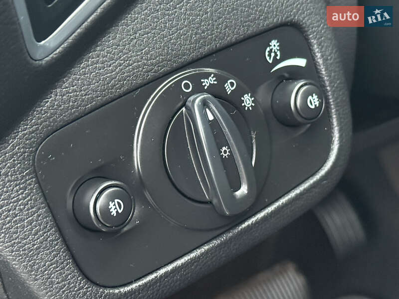 Позашляховик / Кросовер Ford Kuga 2015 в Рівному