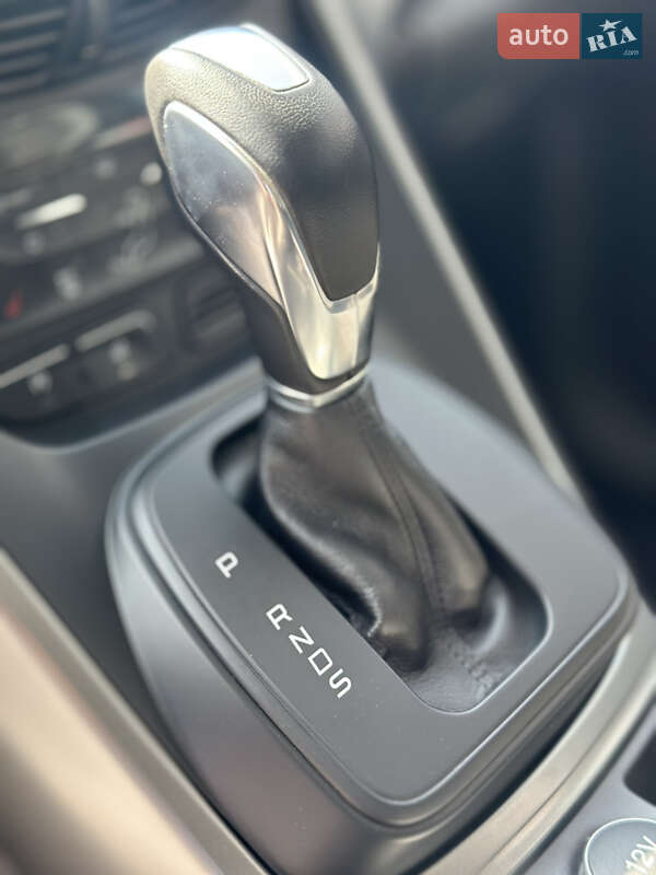 Позашляховик / Кросовер Ford Kuga 2017 в Борисполі