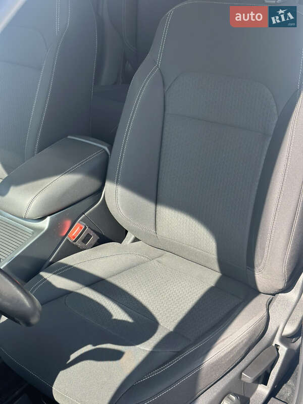 Позашляховик / Кросовер Ford Kuga 2017 в Борисполі