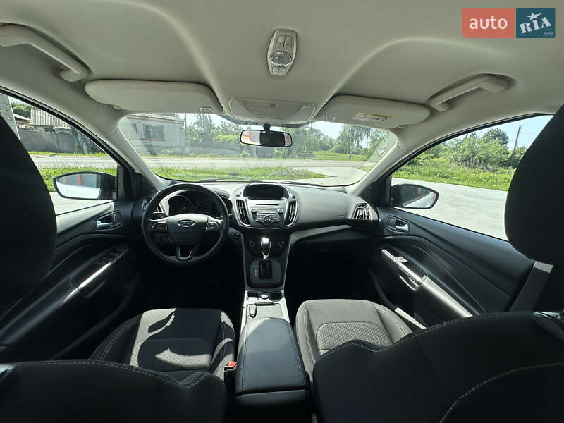 Позашляховик / Кросовер Ford Kuga 2017 в Борисполі