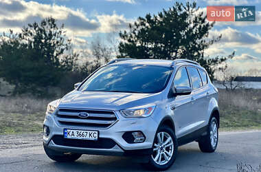 Позашляховик / Кросовер Ford Kuga 2017 в Дніпрі