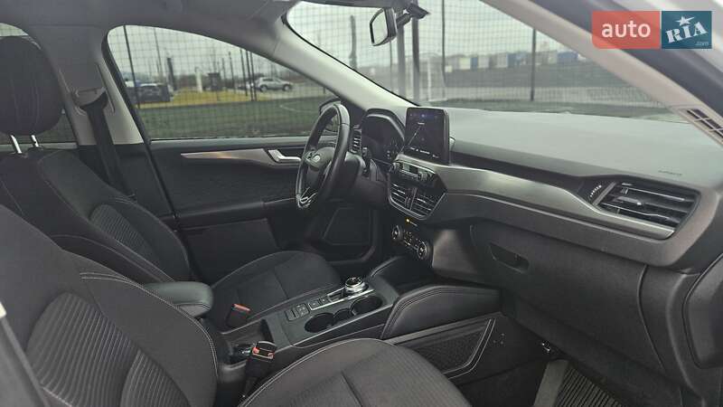 Внедорожник / Кроссовер Ford Kuga 2020 в Мукачево фото 35 Внедорожник / Кроссовер Ford Kuga 2020 в Мукачево