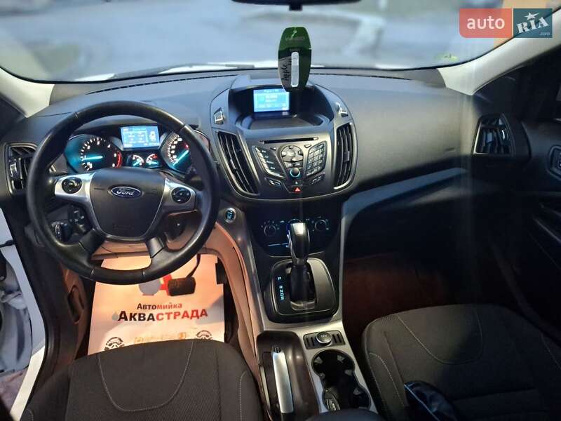 Внедорожник / Кроссовер Ford Kuga 2014 в Тернополе