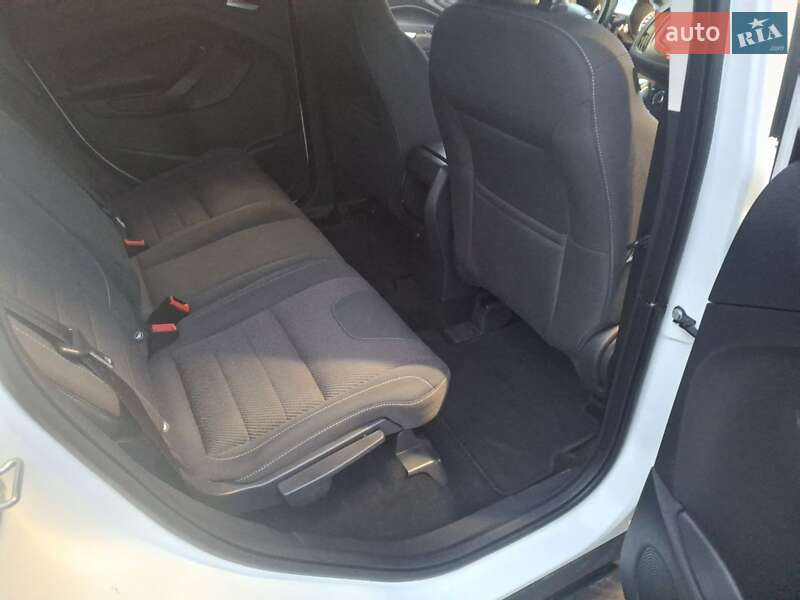 Внедорожник / Кроссовер Ford Kuga 2014 в Тернополе