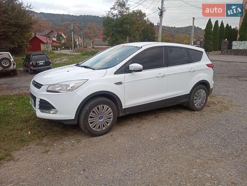 Внедорожник / Кроссовер Ford Kuga 2016 в Прилуках фото 6 Внедорожник / Кроссовер Ford Kuga 2016 в Прилуках
