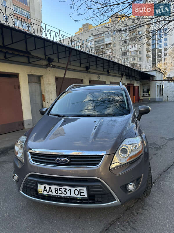 Позашляховик / Кросовер Ford Kuga 2012 в Києві