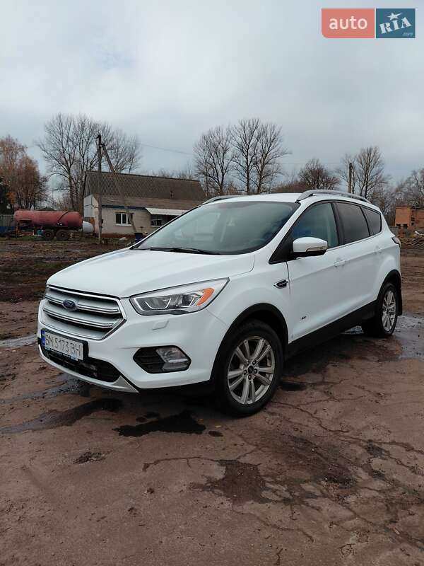 Позашляховик / Кросовер Ford Kuga 2016 в Білопіллі