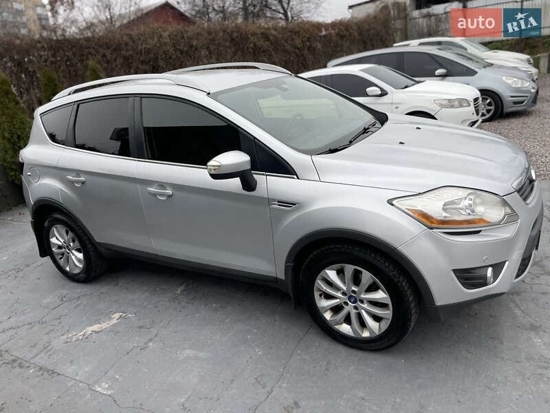 Позашляховик / Кросовер Ford Kuga 2012 в Києві фото 6 Позашляховик / Кросовер Ford Kuga 2012 в Києві