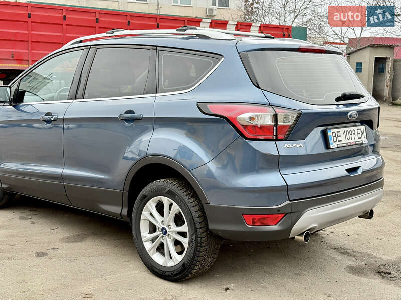 Позашляховик / Кросовер Ford Kuga 2019 в Миколаєві