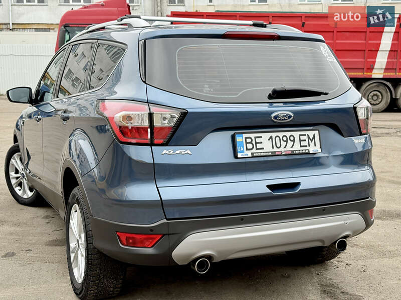 Позашляховик / Кросовер Ford Kuga 2019 в Миколаєві