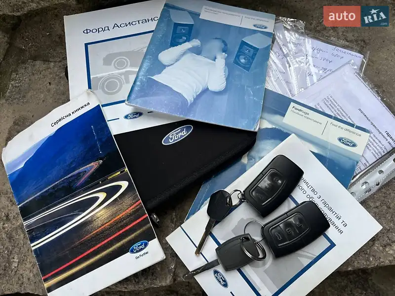 Позашляховик / Кросовер Ford Kuga 2011 в Первомайську документ