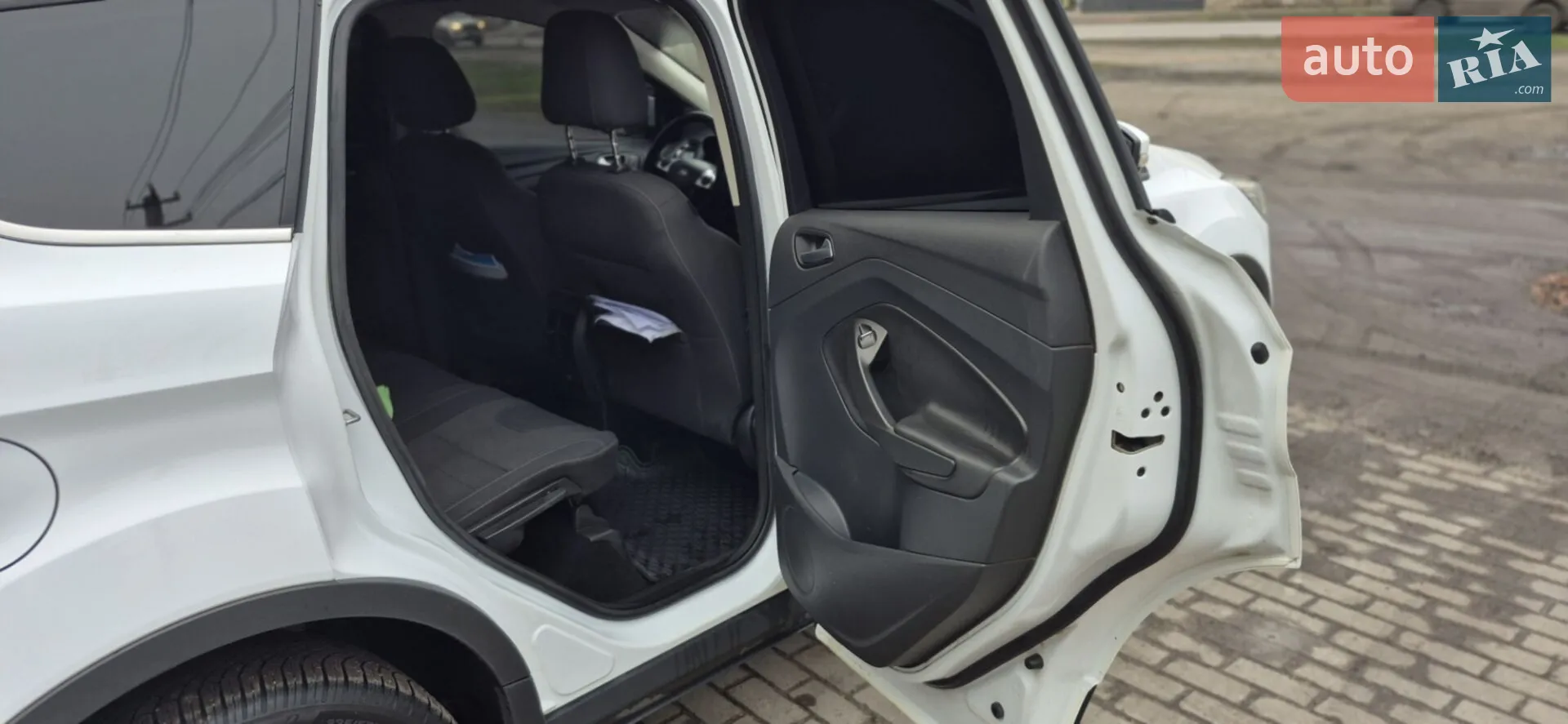 2015 Ford Kuga - мініатюра 13