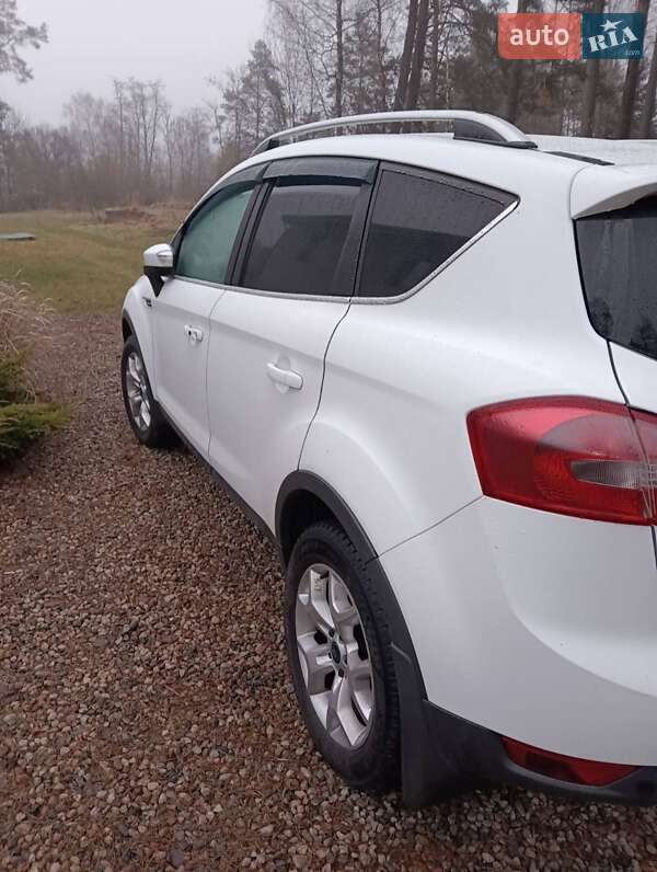 Позашляховик / Кросовер Ford Kuga 2010 в Жидачові фото 2 Позашляховик / Кросовер Ford Kuga 2010 в Жидачові