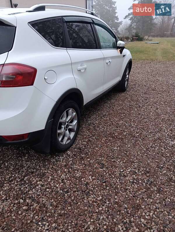 Позашляховик / Кросовер Ford Kuga 2010 в Жидачові фото 3 Позашляховик / Кросовер Ford Kuga 2010 в Жидачові