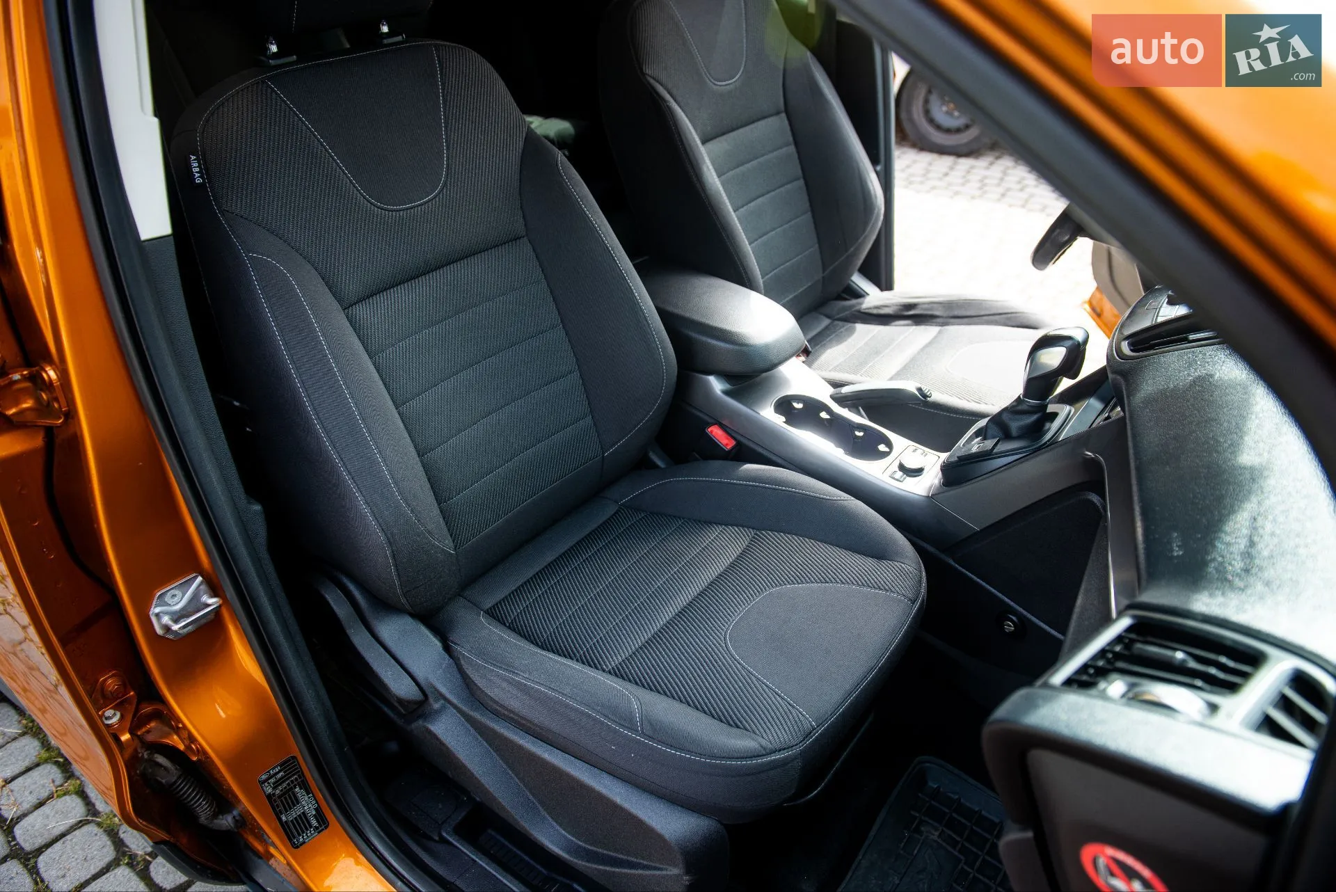 2015 Ford Kuga - мініатюра 28