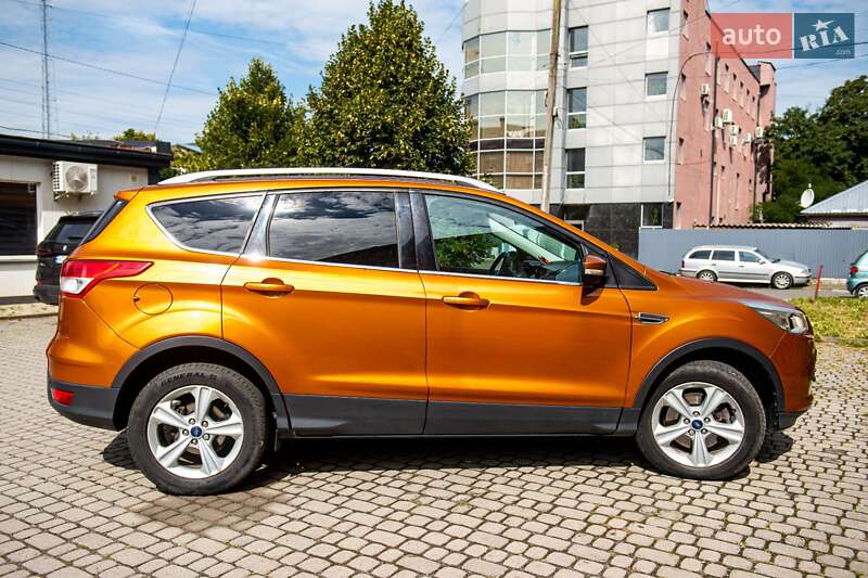 Позашляховик / Кросовер Ford Kuga 2015 в Івано-Франківську
