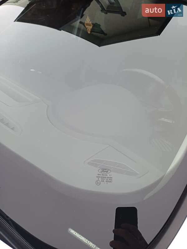 Позашляховик / Кросовер Ford Kuga 2012 в Чернівцях