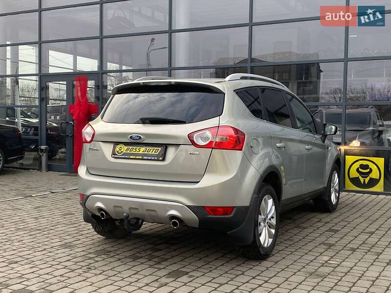 Внедорожник / Кроссовер Ford Kuga 2010 в Ивано-Франковске