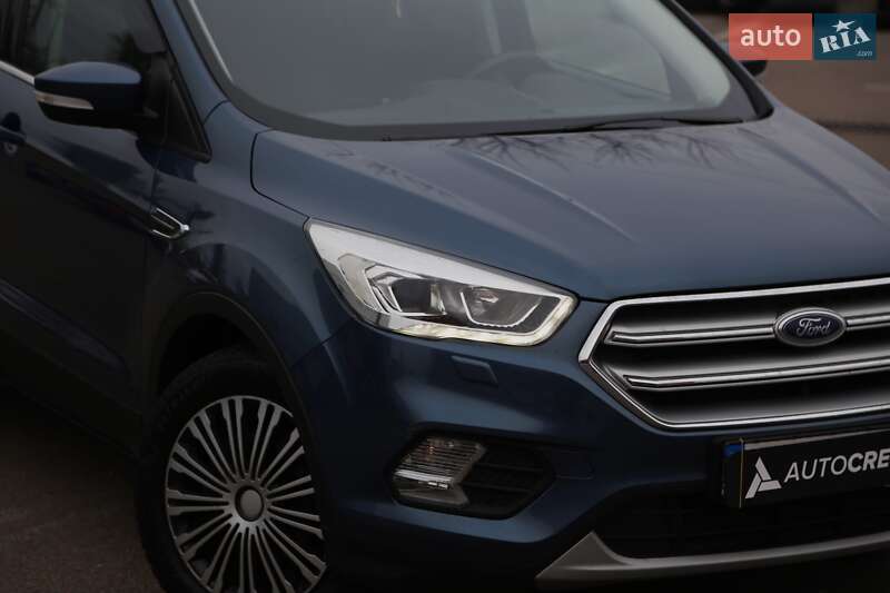 Позашляховик / Кросовер Ford Kuga 2019 в Києві