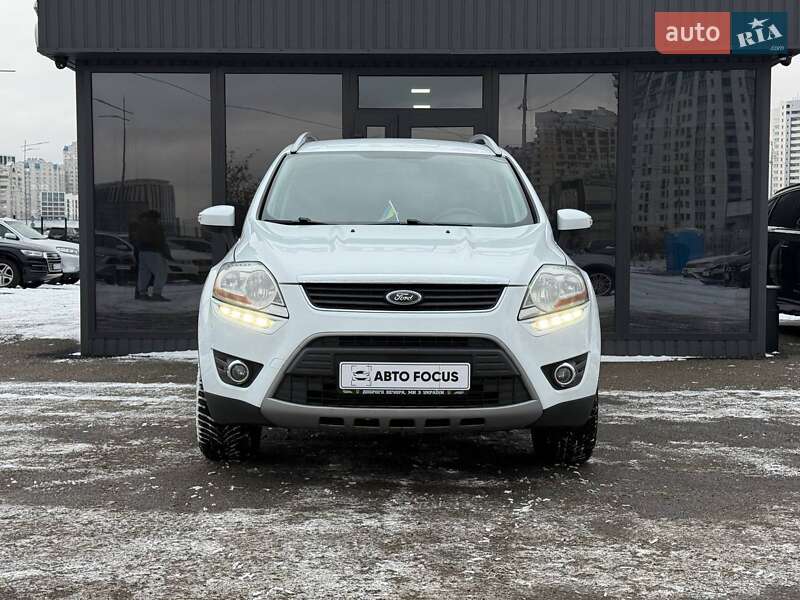 Позашляховик / Кросовер Ford Kuga 2012 в Києві