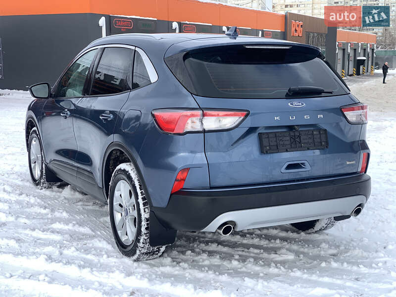 Позашляховик / Кросовер Ford Kuga 2023 в Харкові