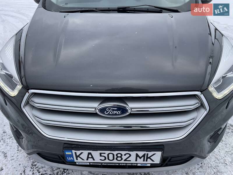 Позашляховик / Кросовер Ford Kuga 2018 в Києві