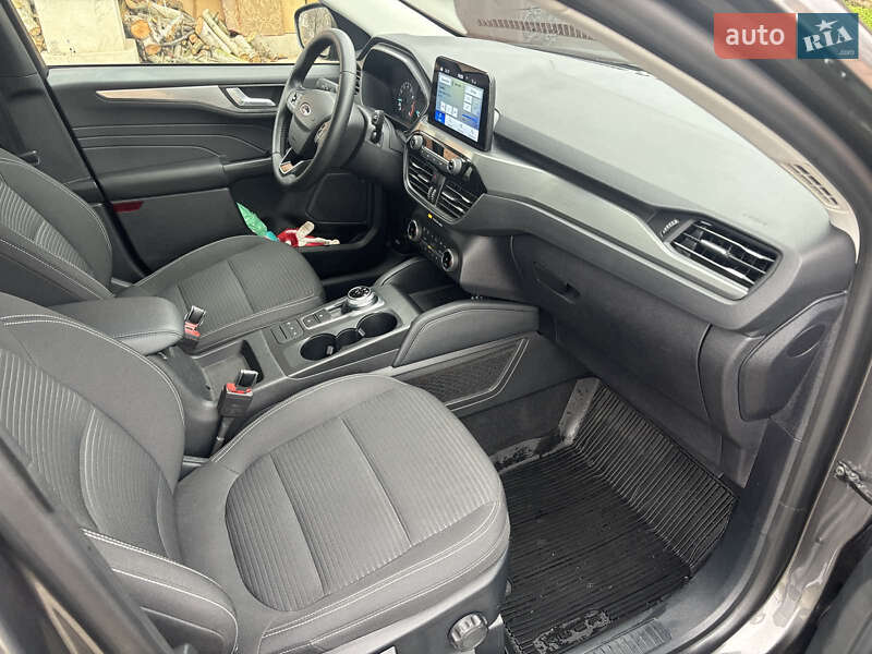 Внедорожник / Кроссовер Ford Kuga 2023 в Николаеве