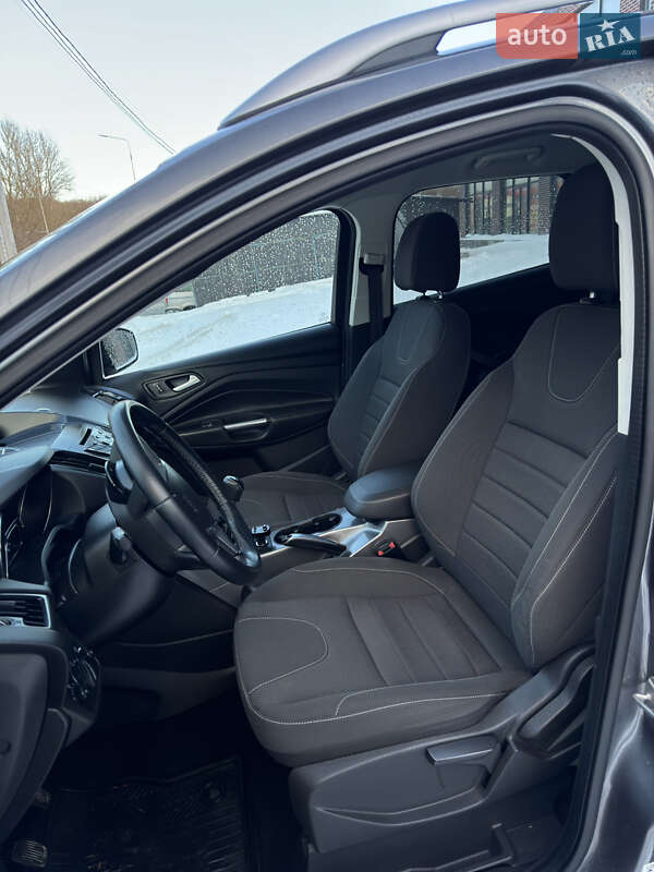 Позашляховик / Кросовер Ford Kuga 2013 в Тернополі