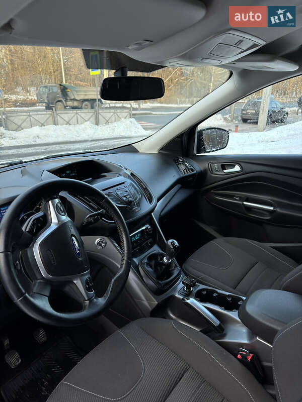 Позашляховик / Кросовер Ford Kuga 2013 в Тернополі