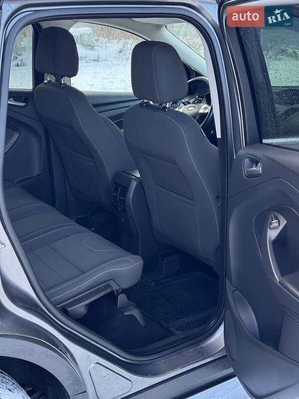 Позашляховик / Кросовер Ford Kuga 2013 в Тернополі