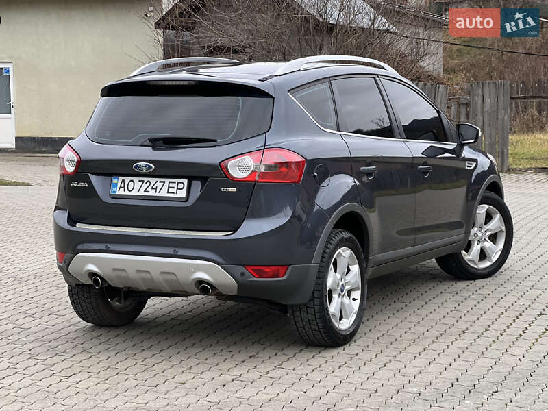 Внедорожник / Кроссовер Ford Kuga 2009 в Сваляве фото 3 Внедорожник / Кроссовер Ford Kuga 2009 в Сваляве