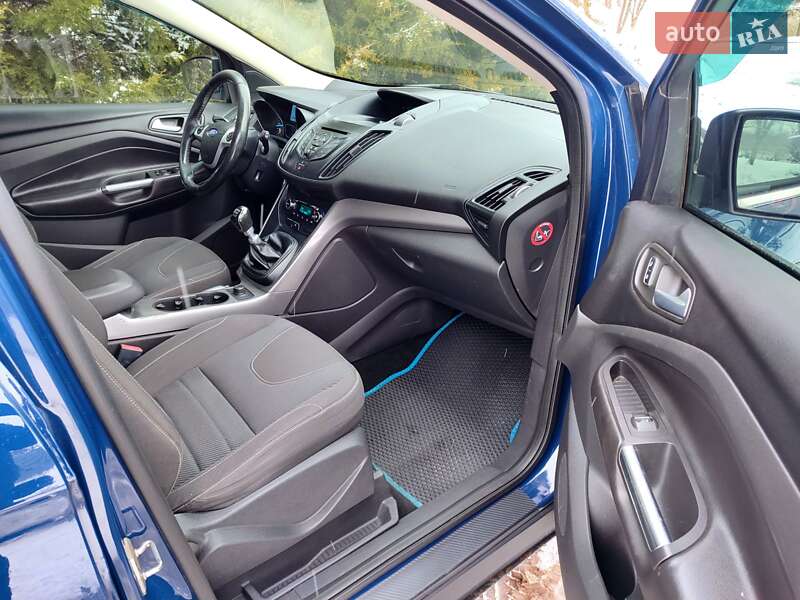 Позашляховик / Кросовер Ford Kuga 2013 в Павлограді фото 15 Позашляховик / Кросовер Ford Kuga 2013 в Павлограді