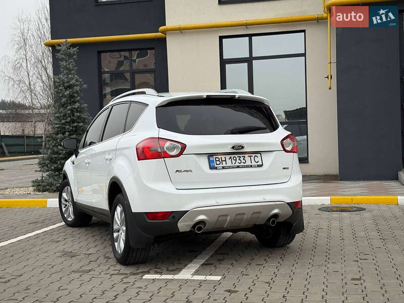 Позашляховик / Кросовер Ford Kuga 2010 в Ірпені