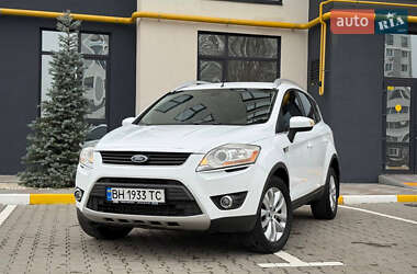 Позашляховик / Кросовер Ford Kuga 2010 в Ірпені
