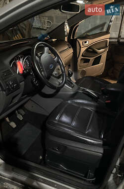 Внедорожник / Кроссовер Ford Kuga 2008 в Кременце