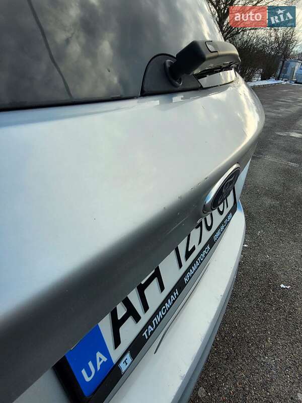 Позашляховик / Кросовер Ford Kuga 2011 в Києві