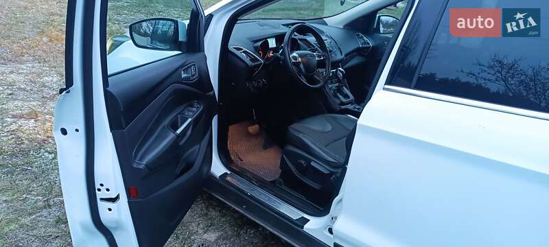 Внедорожник / Кроссовер Ford Kuga 2013 в Черкассах