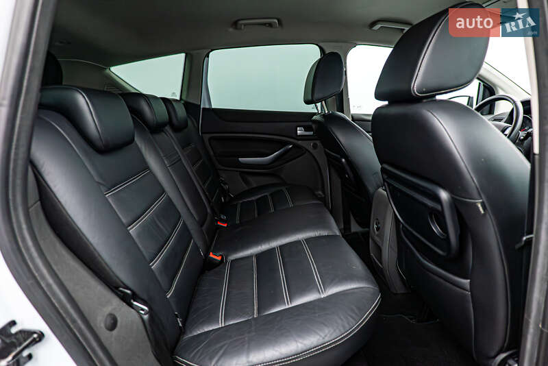 Позашляховик / Кросовер Ford Kuga 2012 в Києві фото 18 Позашляховик / Кросовер Ford Kuga 2012 в Києві