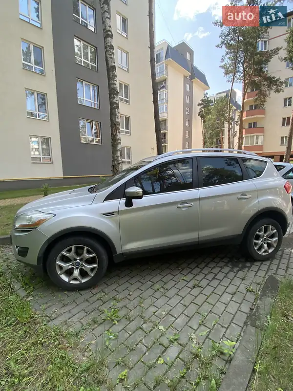 Ford Kuga 2011
