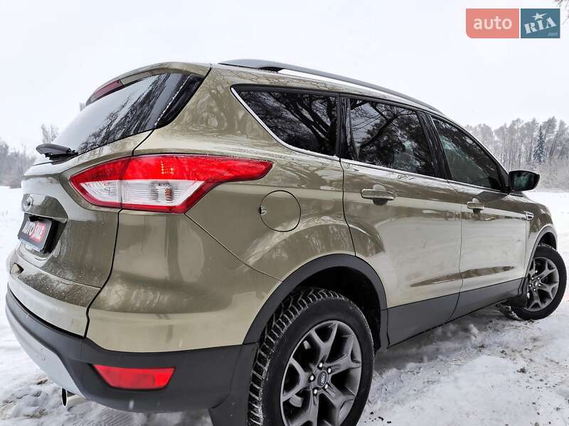 Внедорожник / Кроссовер Ford Kuga 2015 в Киеве