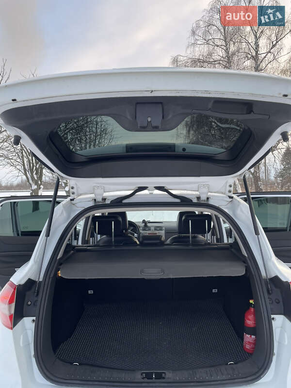 Внедорожник / Кроссовер Ford Kuga 2011 в Бурштыне