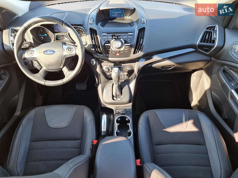 Внедорожник / Кроссовер Ford Kuga 2013 в Сколе