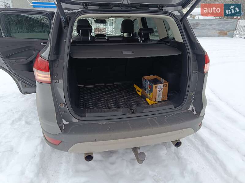 Позашляховик / Кросовер Ford Kuga 2013 в Василькові