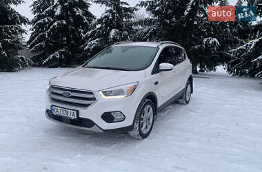 Позашляховик / Кросовер Ford Kuga 2017 в Білій Церкві